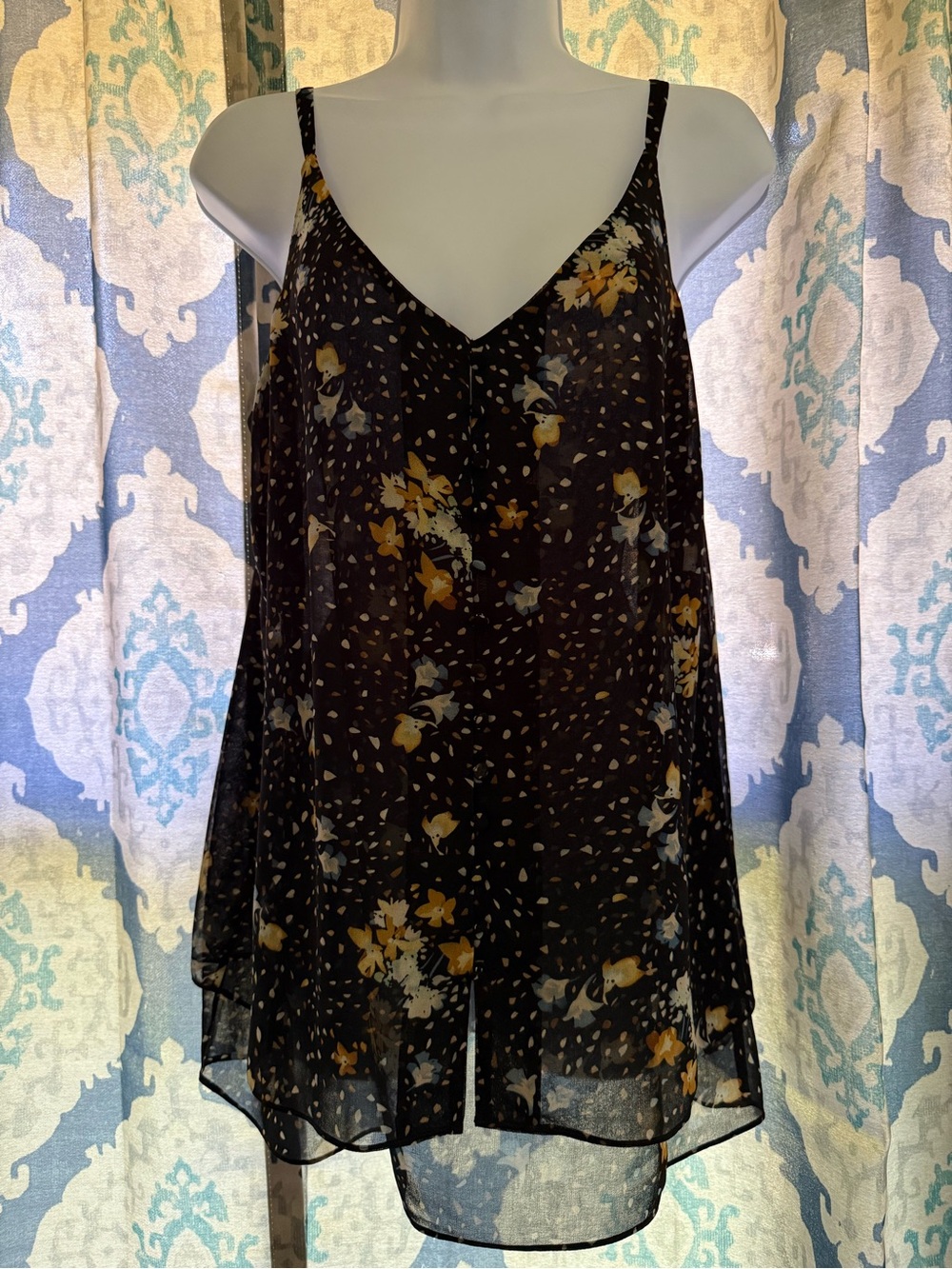 CAbi Cluster Cami Black With Floral Print Tiered Sheer Blouse M - Picture 8 of 9